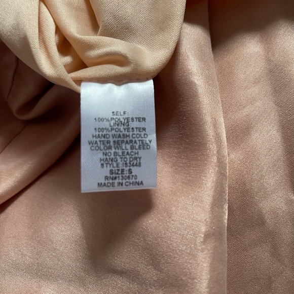 Lulu’s Light Peach Skirt Size Small - Picture 9 of 11